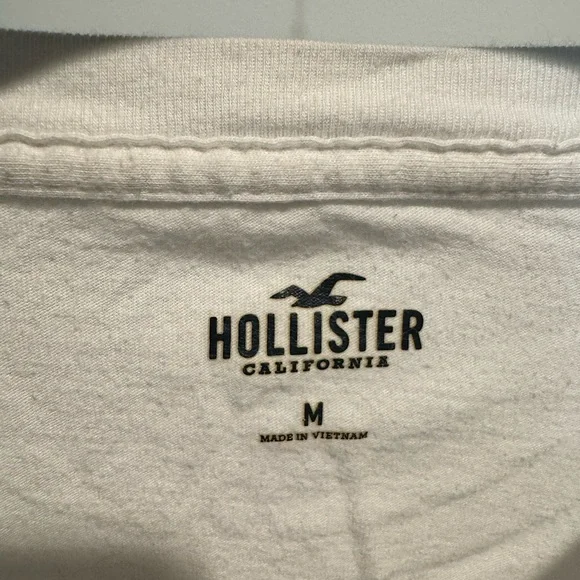 Hollister’s Mens Medium T-Shirt - Picture 4 of 4